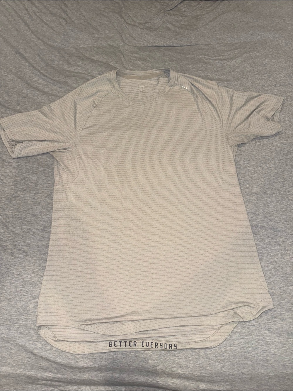 lululemon athletica Men's Light Gray/White Short-Sleeve 'Better Everyday' Tee